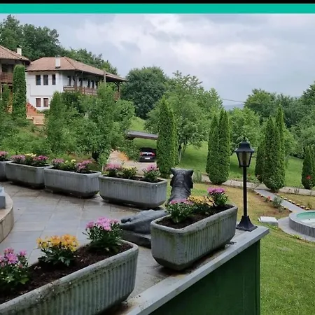 Luxurious 350 M With 4 Bedrooms Villa *
