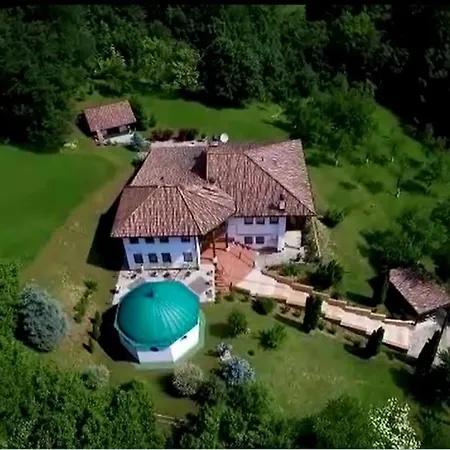 Luxurious 350 M With 4 Bedrooms * Sarajevo