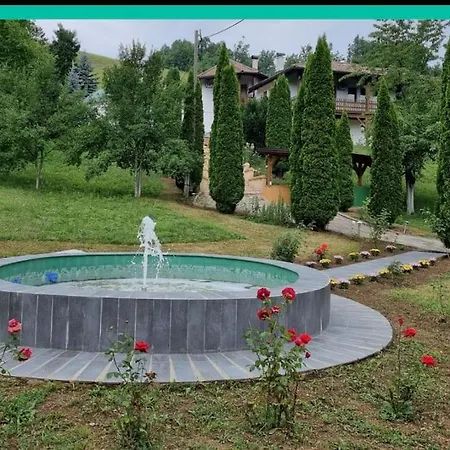 Luxurious 350 M With 4 Bedrooms Sarajevo