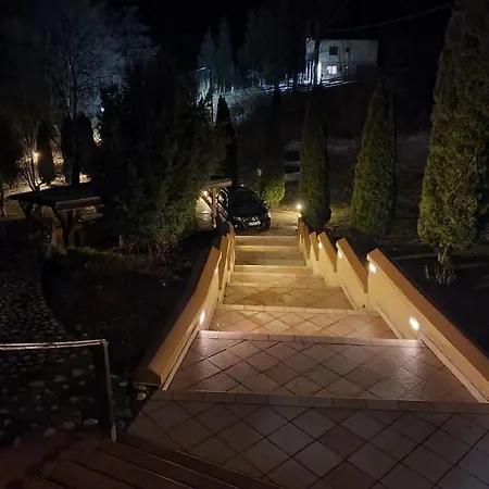 Luxurious 350 M With 4 Bedrooms Sarajevo