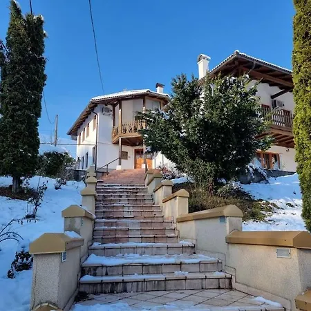 Villa Luxurious 350 M With 4 Bedrooms Sarajevo