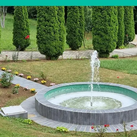Luxurious 350 M With 4 Bedrooms Sarajevo
