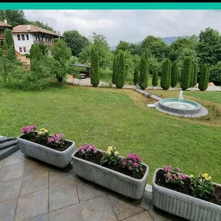 别墅 Luxurious 350 M With 4 Bedrooms